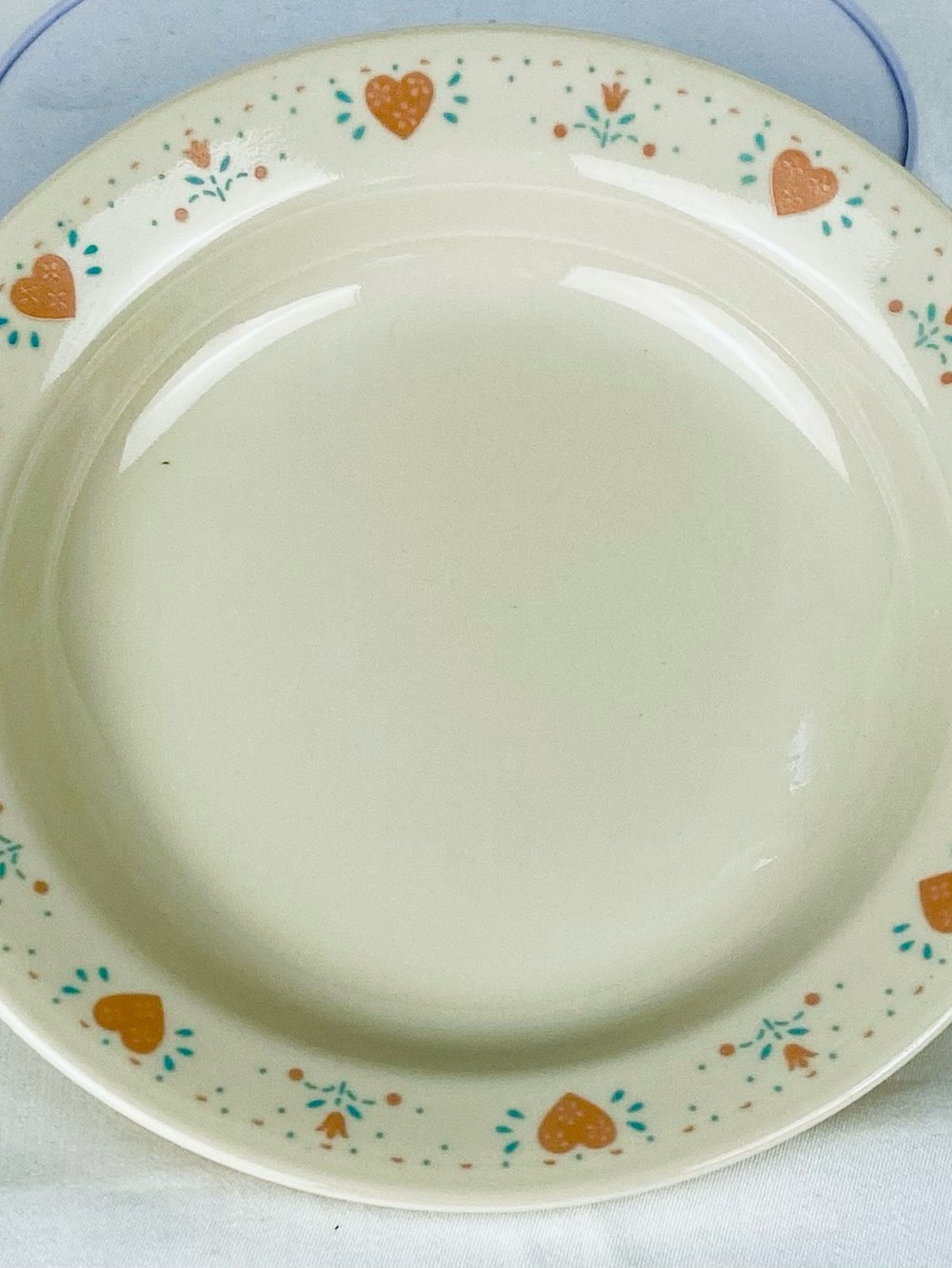 Corning Corelle Forever Yours Rimmed Soup/Pasta Bowl 8 1/3”wide
